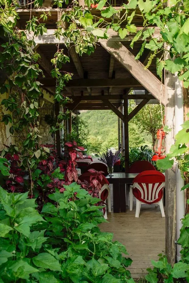 Ferma Albanik Hotel Kelcyre